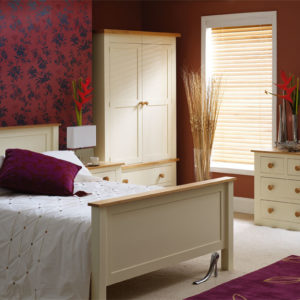 Double Panelled Bed - Lulworth